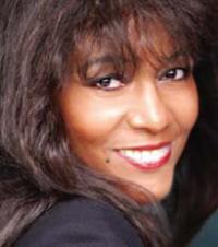Gwen Mcrae
